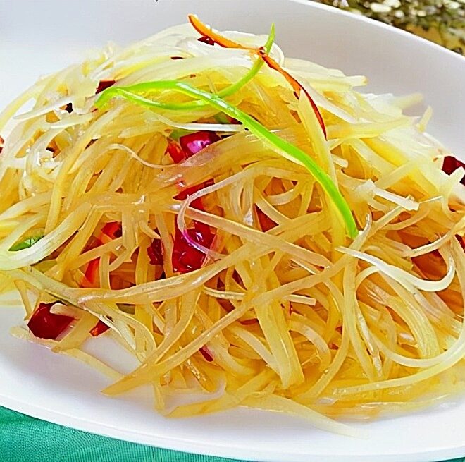 Fried Grated Potatoes (Tudou Si 酸辣土豆丝)