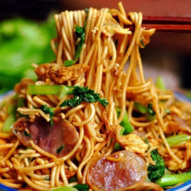 Chinese Fried Noodles (Chow Mein 炒面)