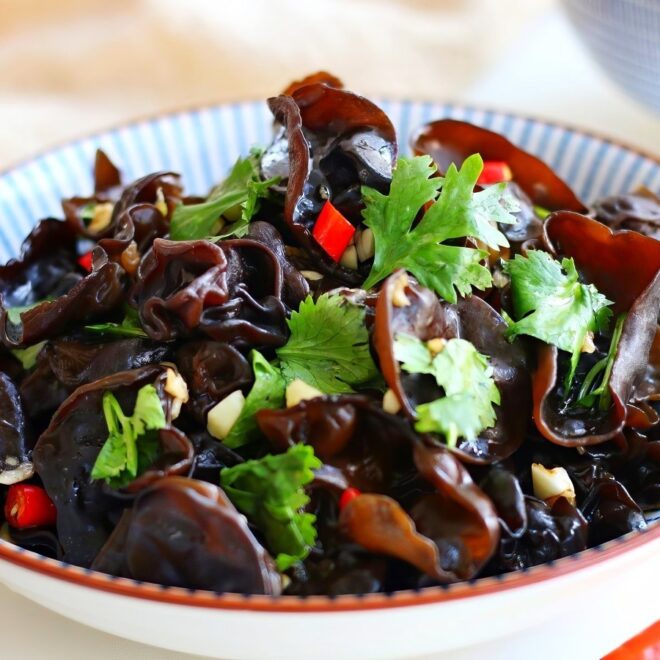 Black Mushroom Salad (Liangban Mu’er 凉拌木耳)